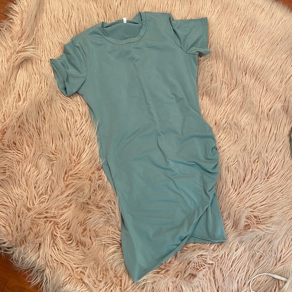 Olive green tshirt dress - Picture 1 of 2